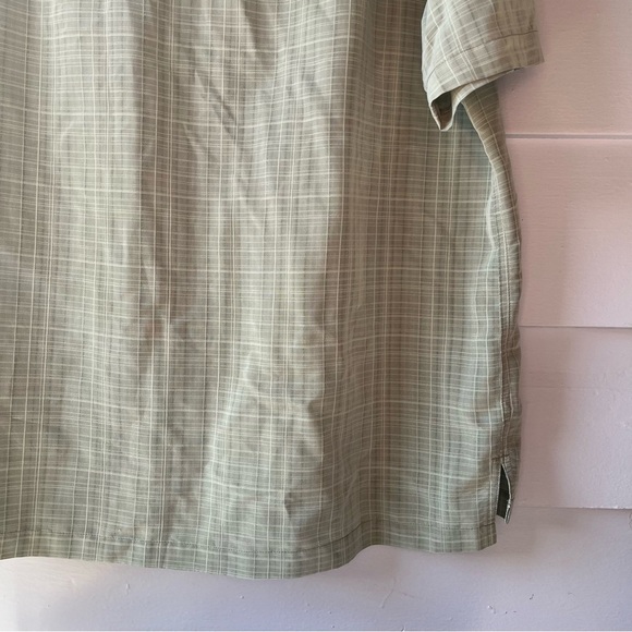 Woolrich Men's Green Plaid Shirt - Picture 15 of 16